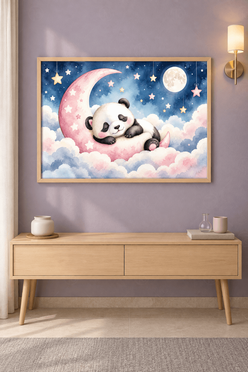 Ahşap çerçeveli panda tablosu — lacivert gökte pembe hilalde uyuyan panda, dolunay ve pembe bulutlar