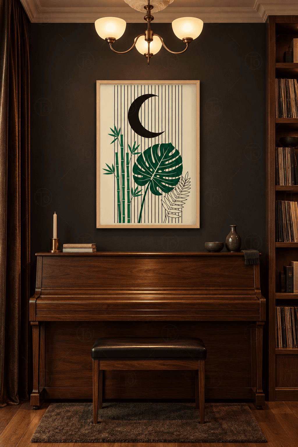 Ahşap çerçeveli monstera tablosu — krem zeminde dikey siyah çizgiler önünde siyah hilal, yeşil monstera ve bambu